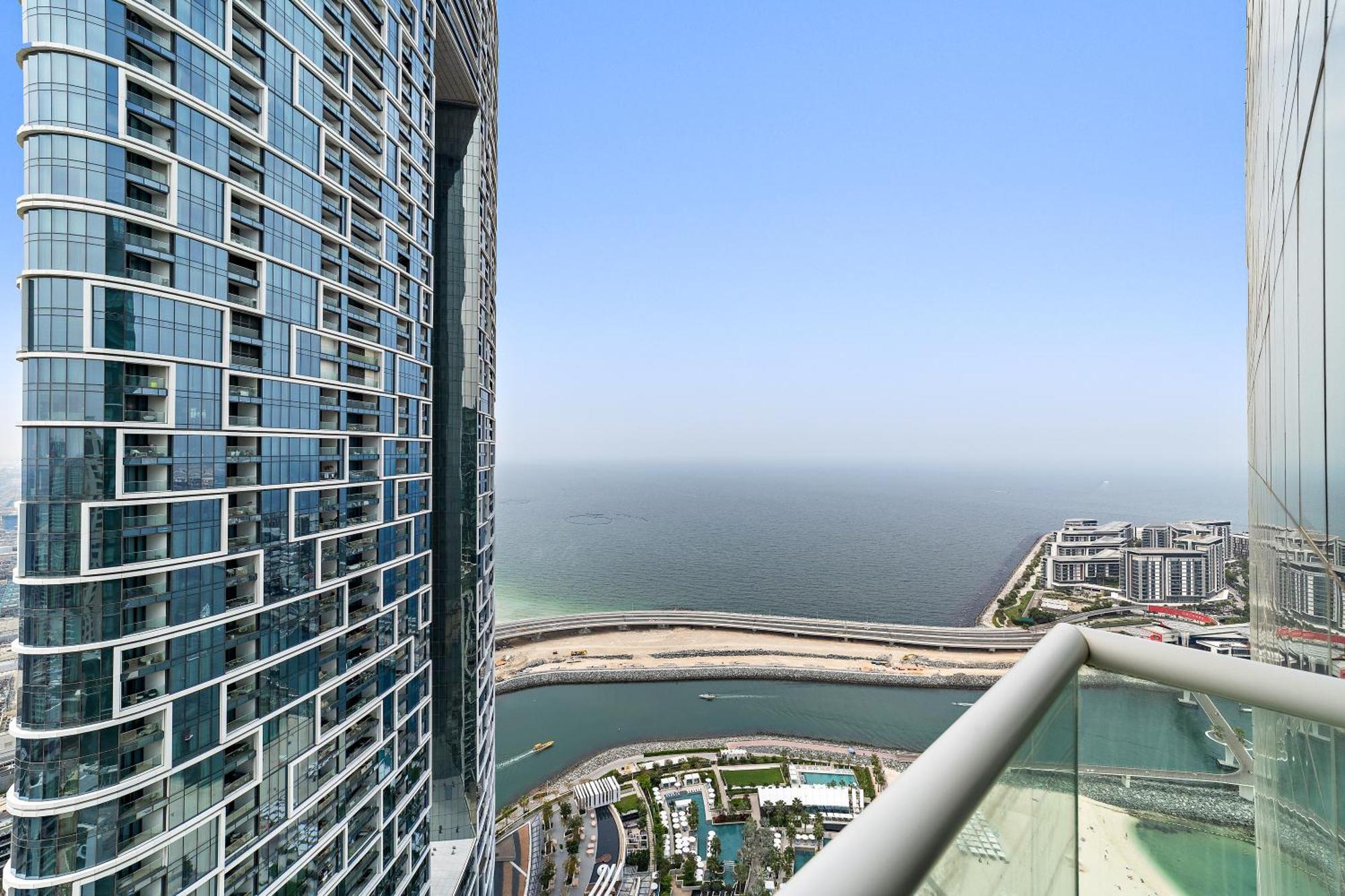 2 Bedroom With Direct Free Access - Al Bateen Towers Dubaï