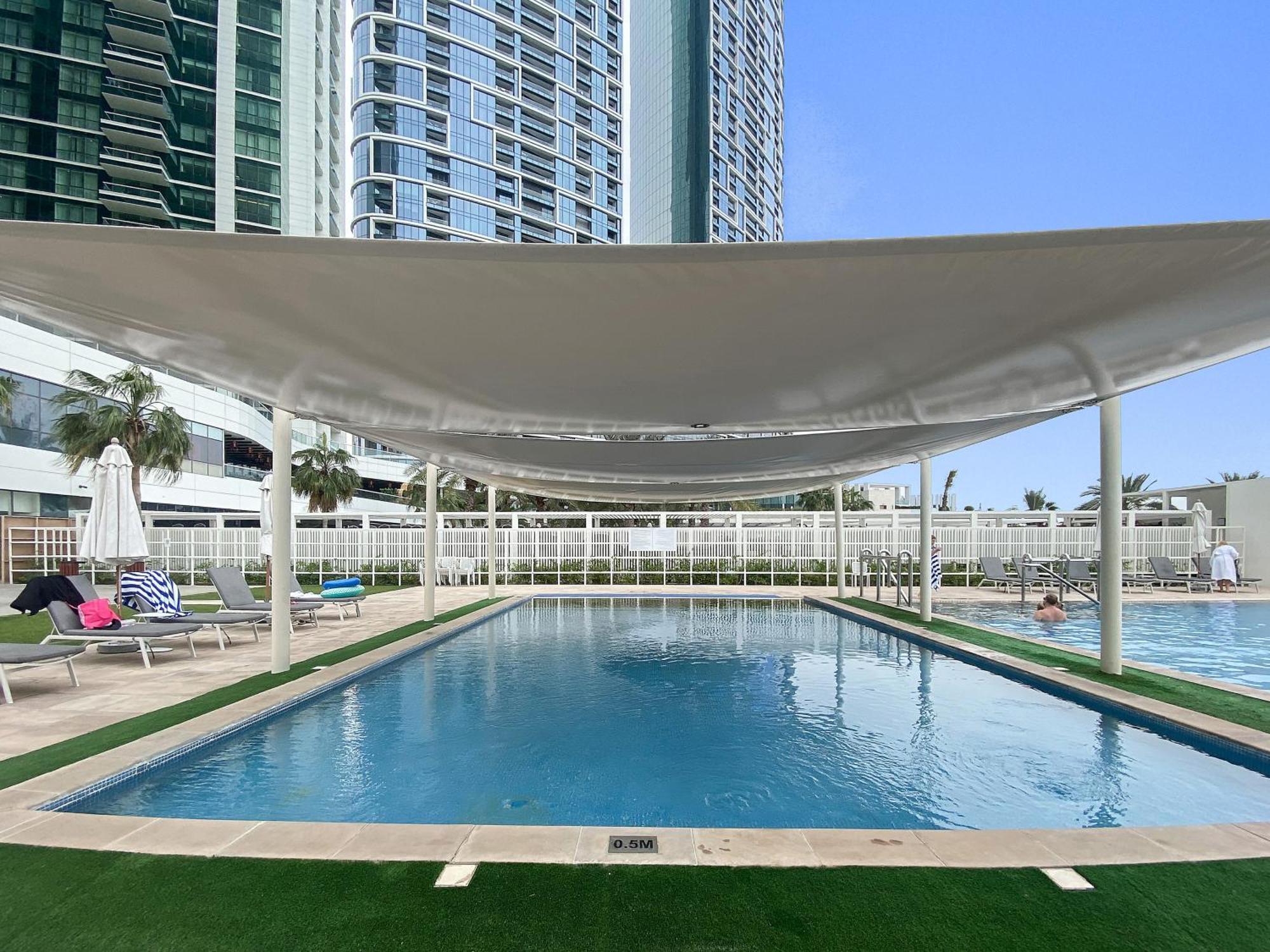 2 Bedroom With Direct Free Access - Al Bateen Towers Appartement Dubaï