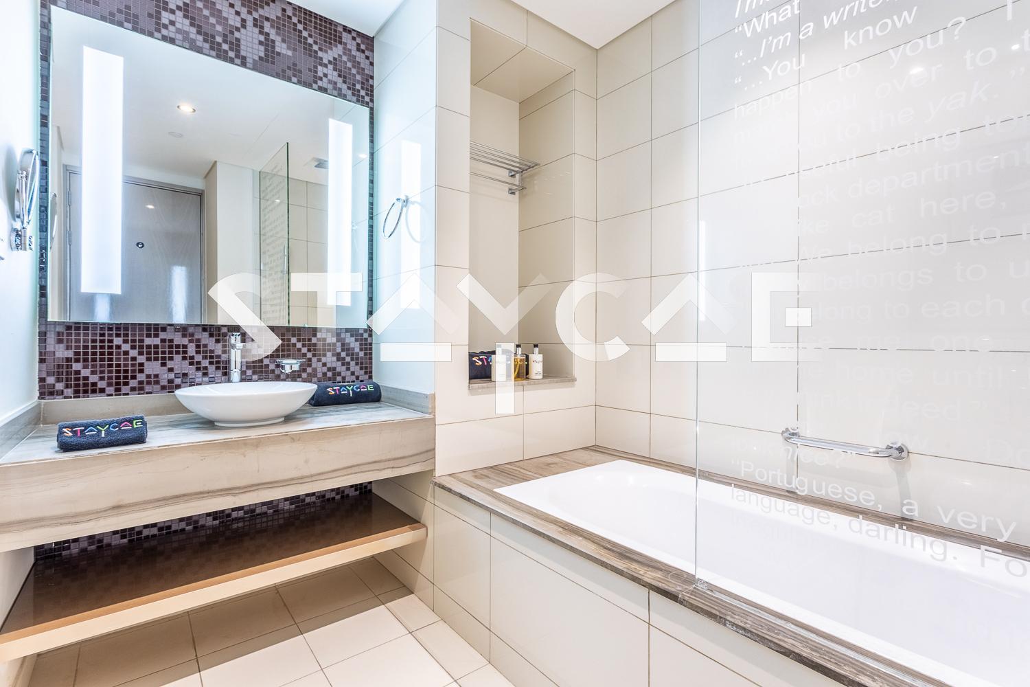 Staycae Homes - Damac Towers By Paramount * Dubái