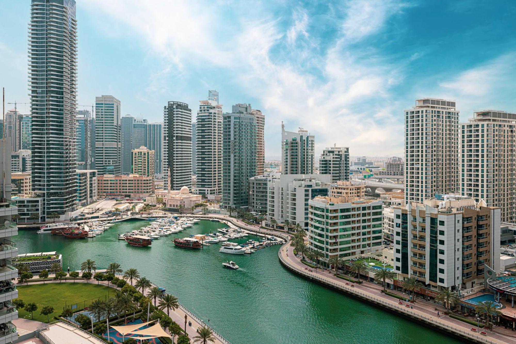 Lägenhet Luxury 1br At Marina: Stunning Marina Views, Pool & Gym