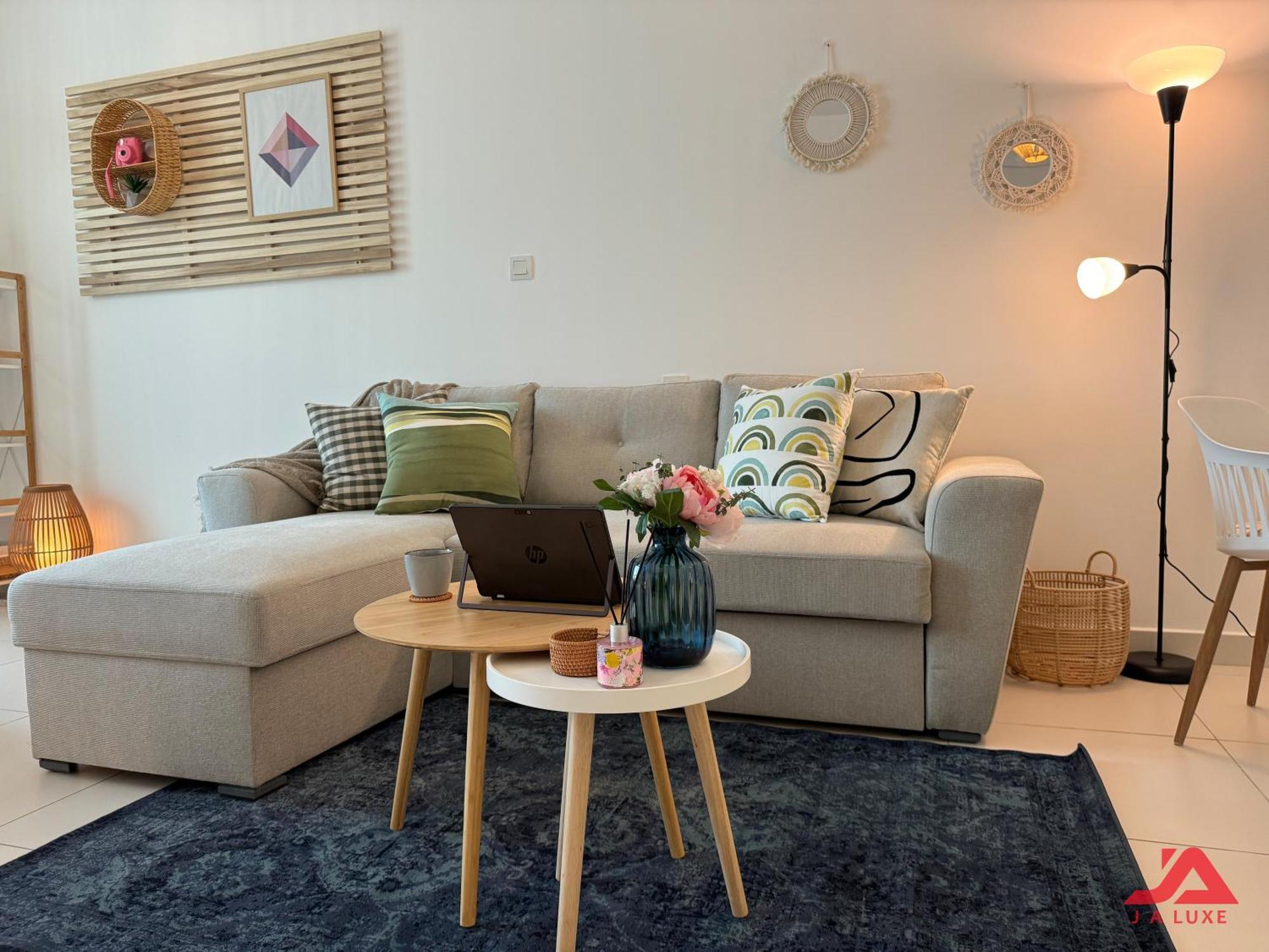 Appartement Unique At Of Yachts With Panoramic Sea View Of Burj Khalifa, Alarab & Atalntis In Palm Jumeirah *