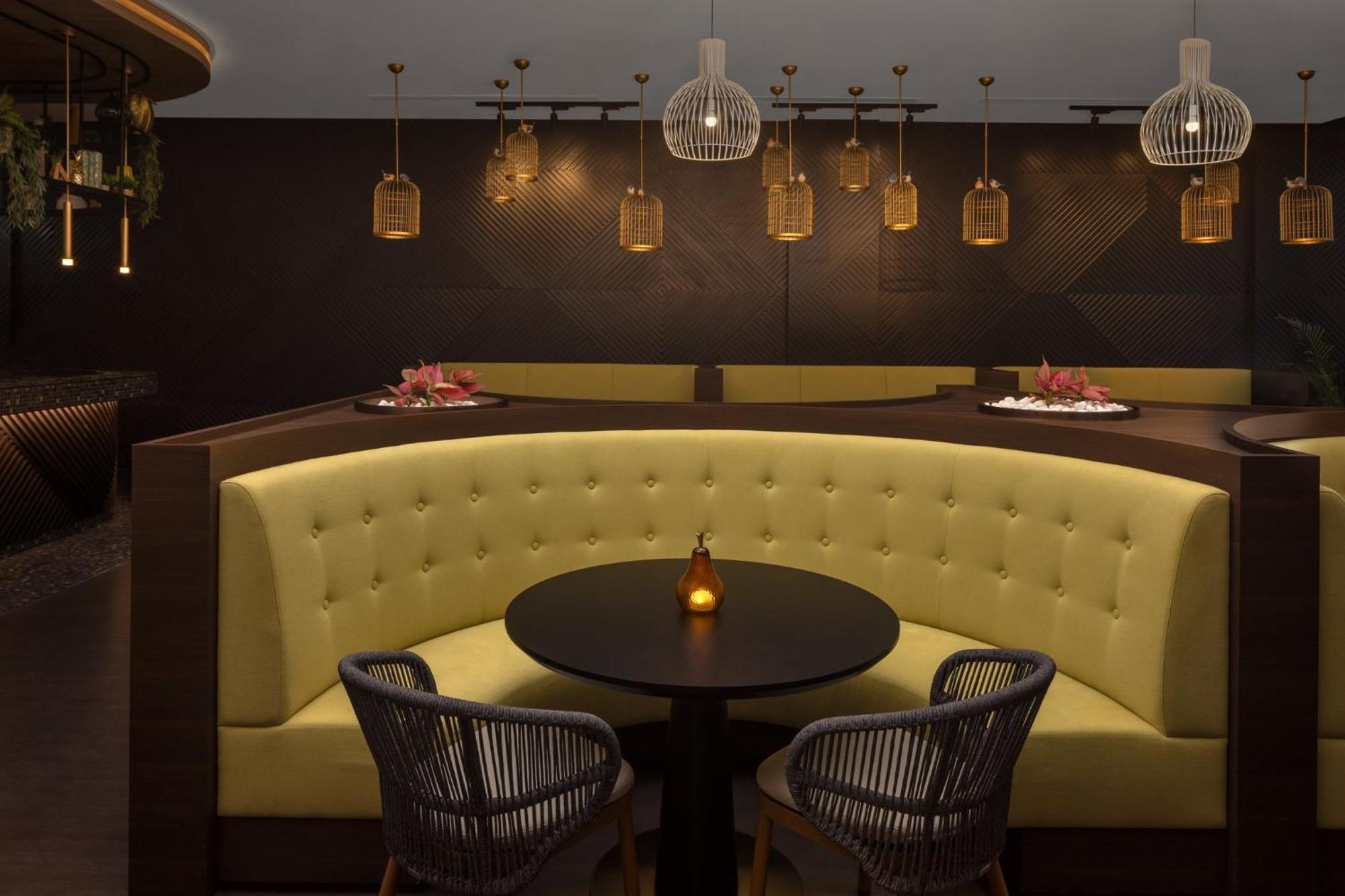 Hotell Business Bay By Ihg 4*