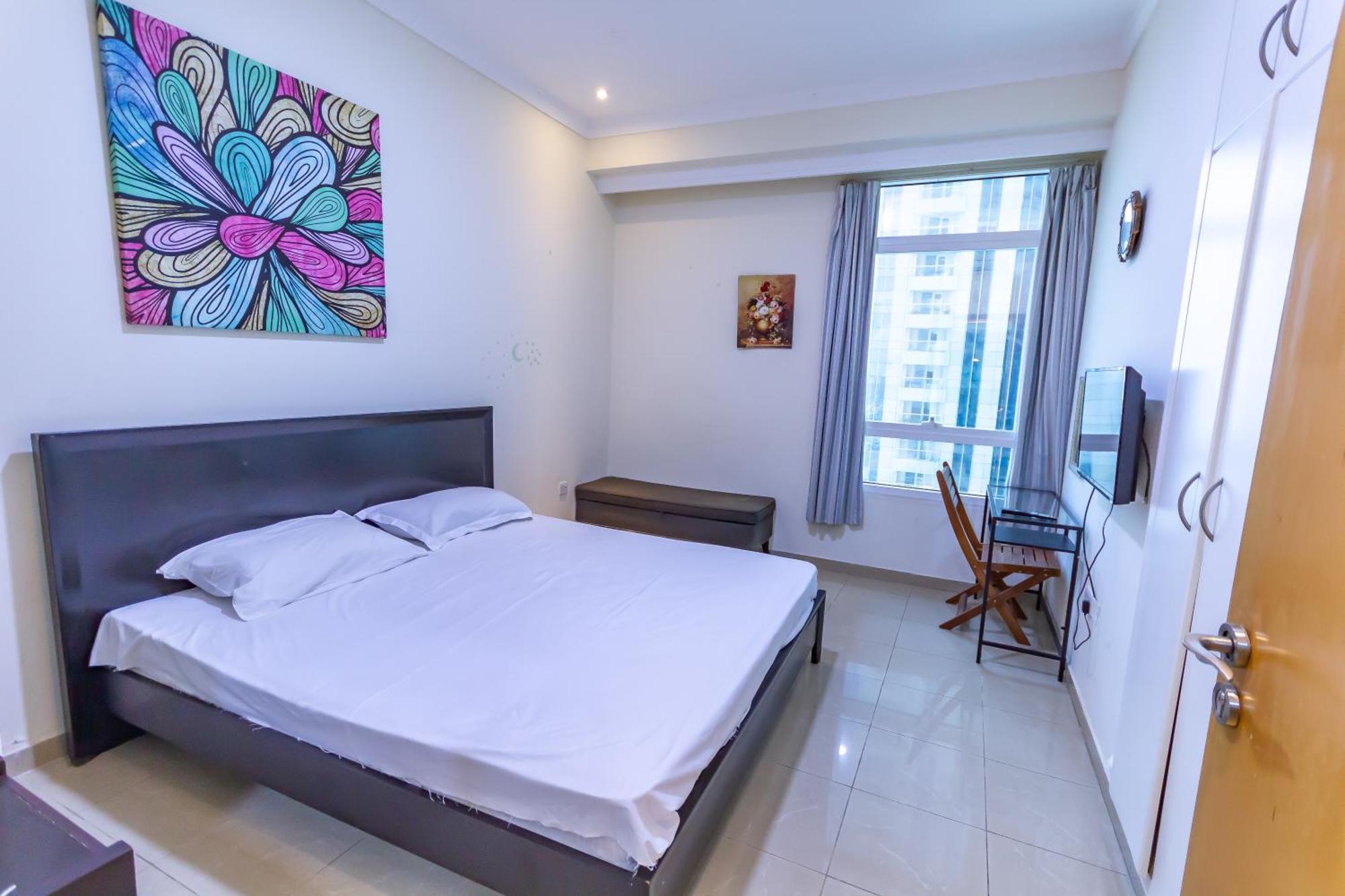 Lägenhet Spacious For Girls In Marina فتيات فقط *