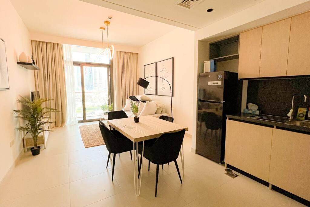 Elegant 1-bedroom Burj Khalifa View Burj Crown Dubai