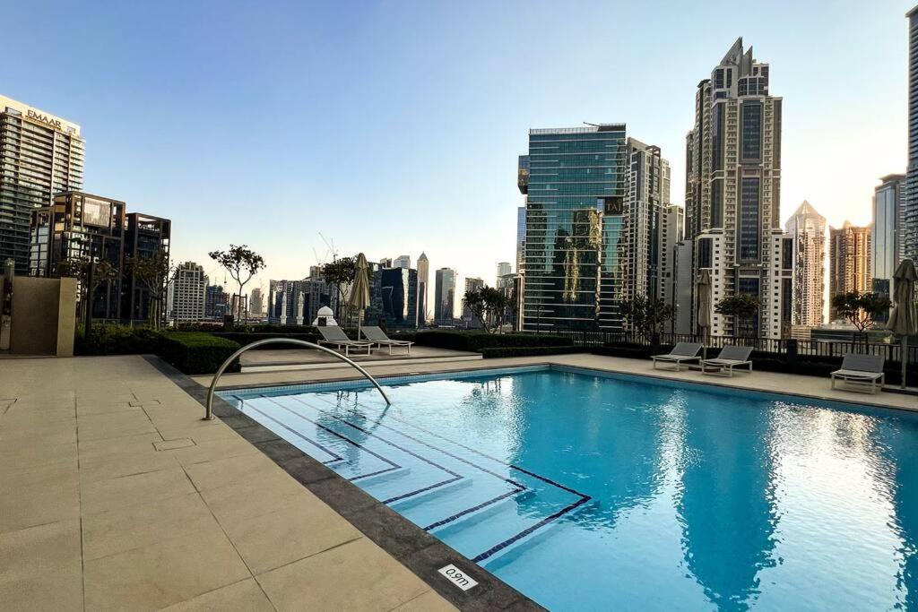 Apartment Elegant 1-bedroom Burj Khalifa View Burj Crown