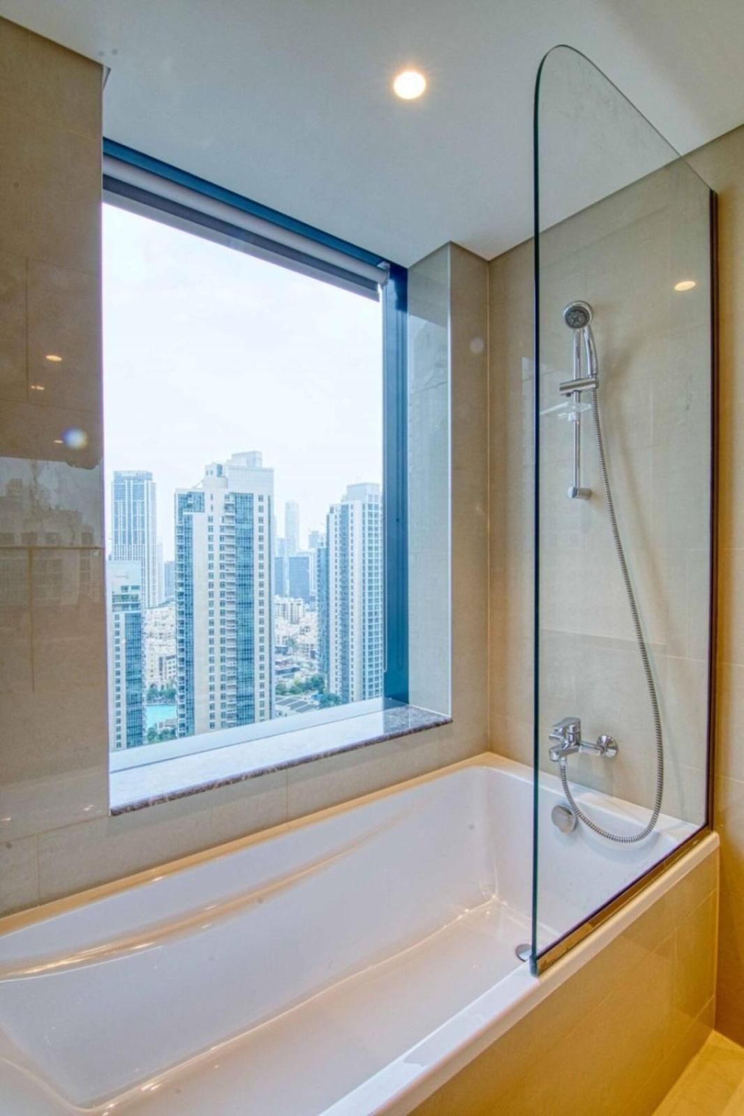 Apartemen Spacious And Overlooking Burj & Fountains *