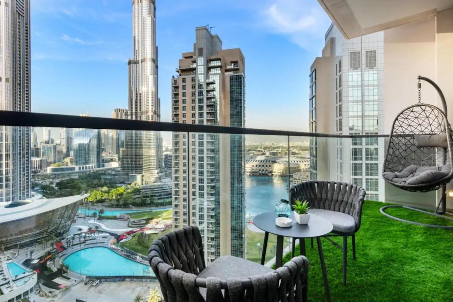 Apartemen Spacious And Overlooking Burj & Fountains Dubai
