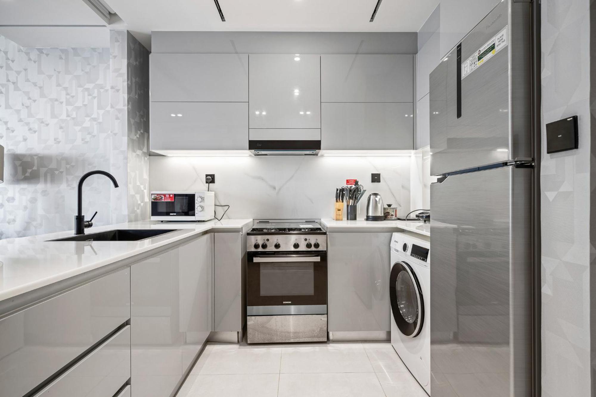 Apartamento Alh Vacay - Fascinating 1 Bedroom In Binghatti Canal Dubái