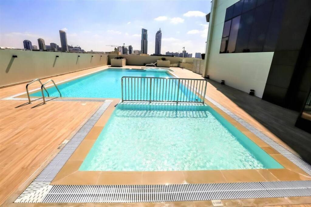 Appartement Elegant In Park View Tower Jvc *