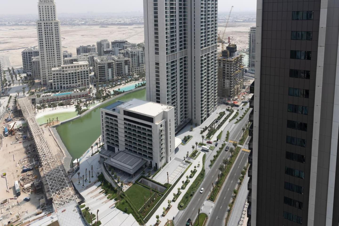 Apartment Higuests - Creekside Stylish 3br With Views Dubai
