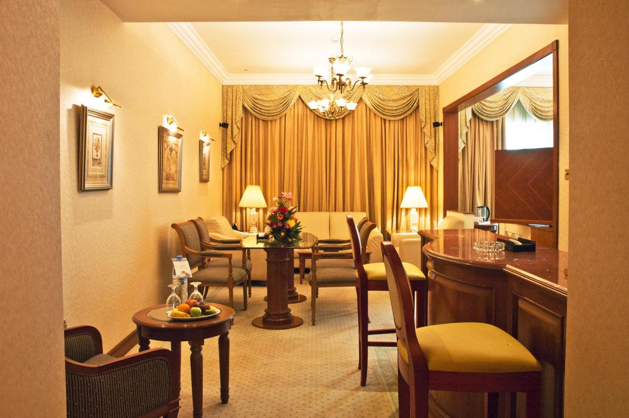 Regent Palace 4*