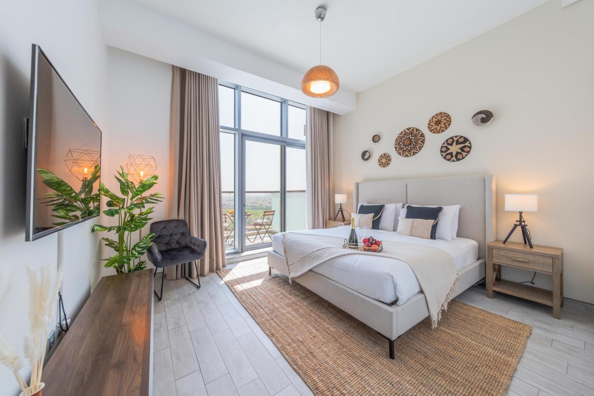 Eden's Homes & - Millennium Atria Residences * Dubái