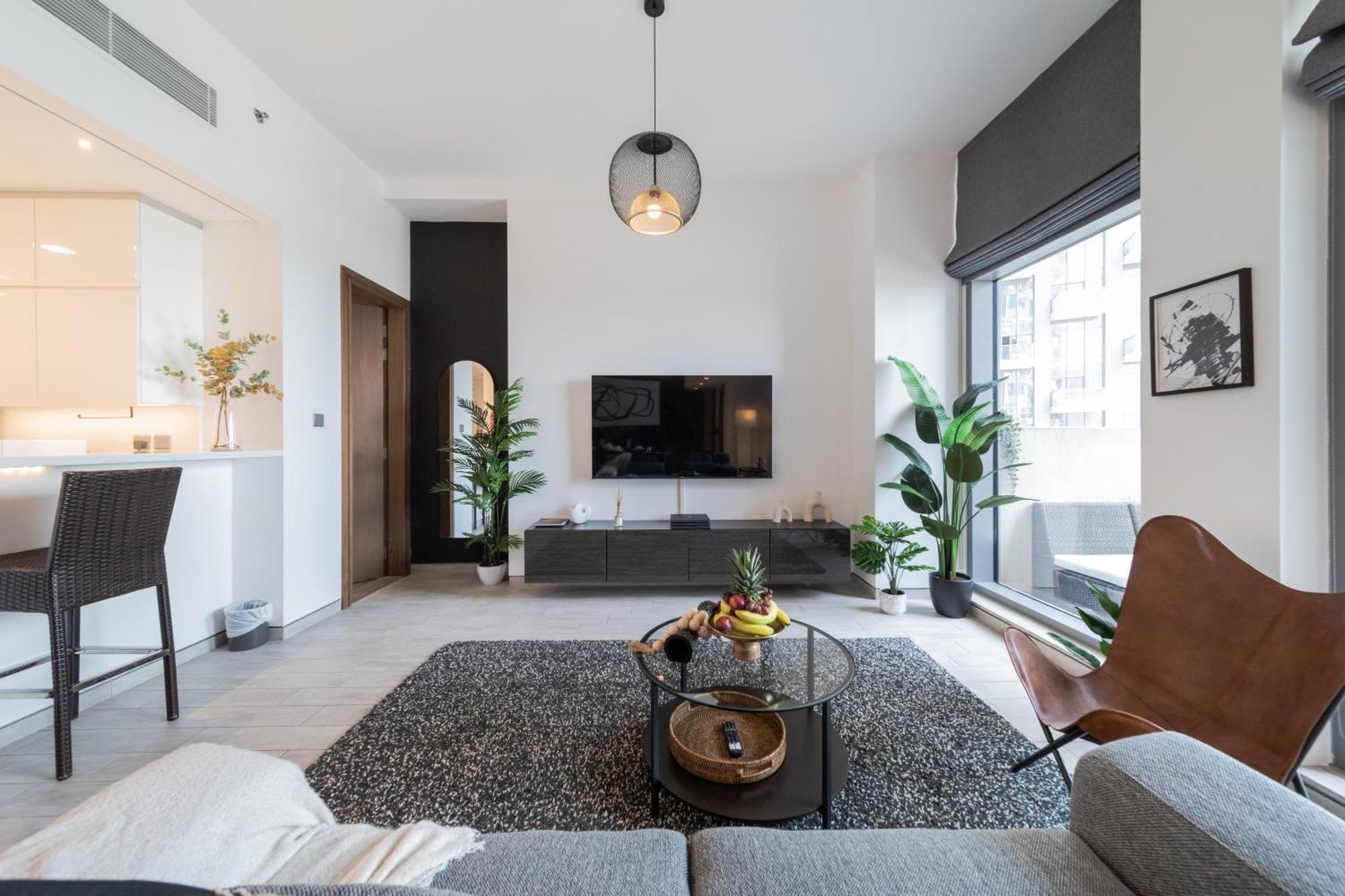 Eden's Homes & - Millennium Atria Residences Apartamento