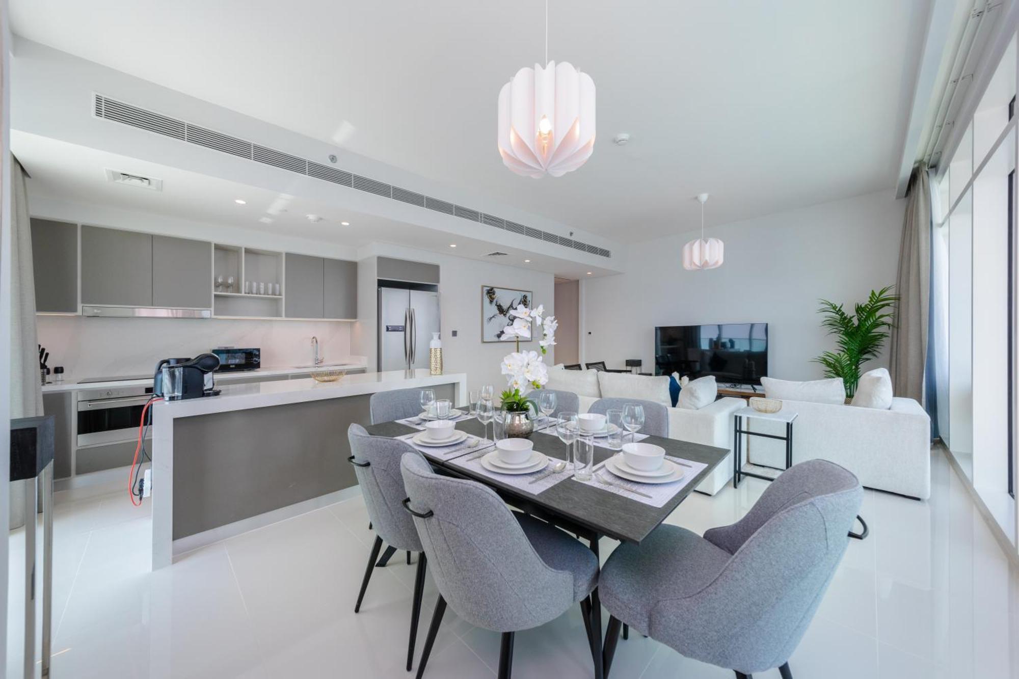 Apartment Eden's Homes & - Sunrise Bay Emaar Beachfront