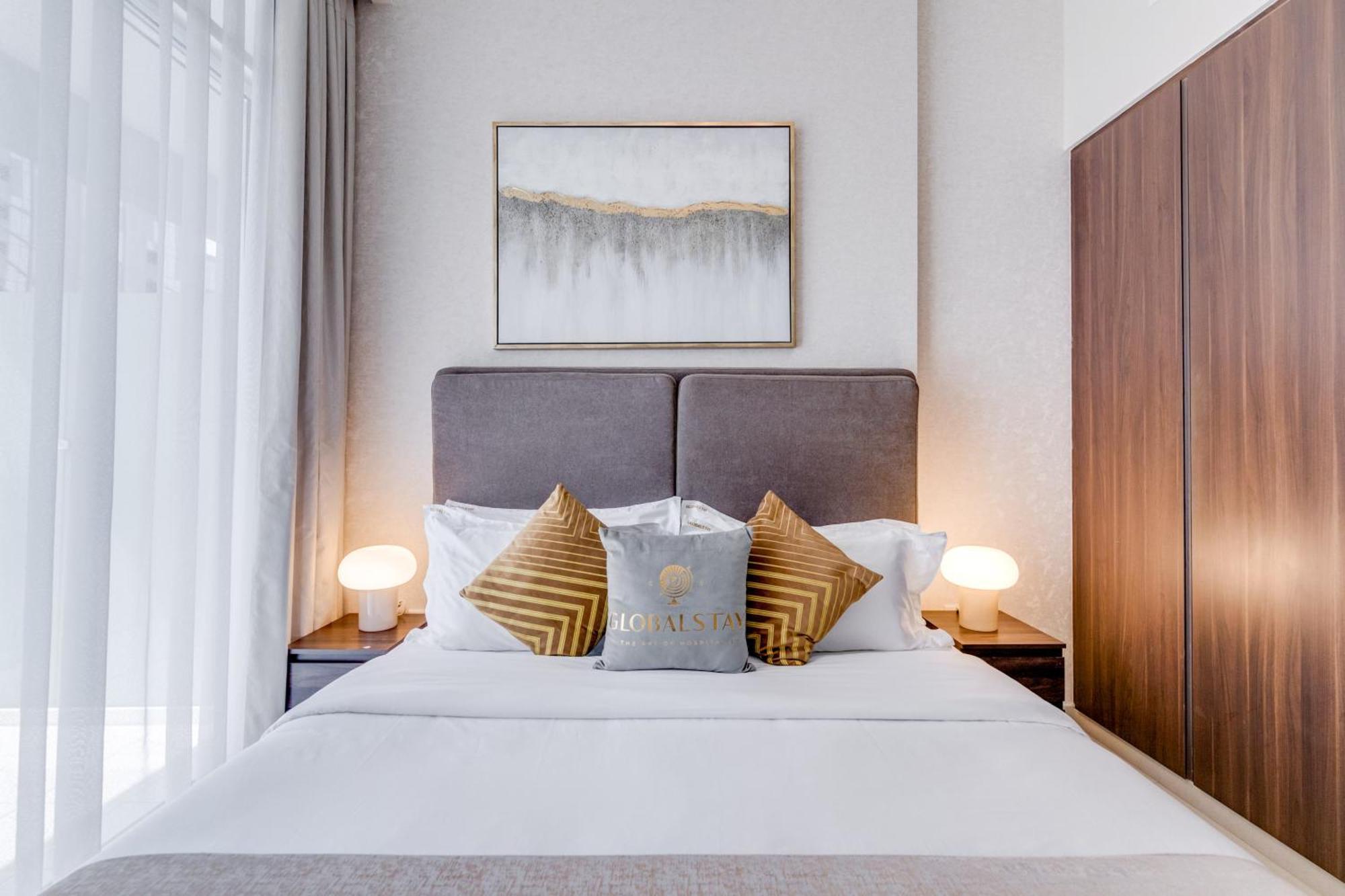 Appartamento Globalstay. Luxury Near The Canal Dubai