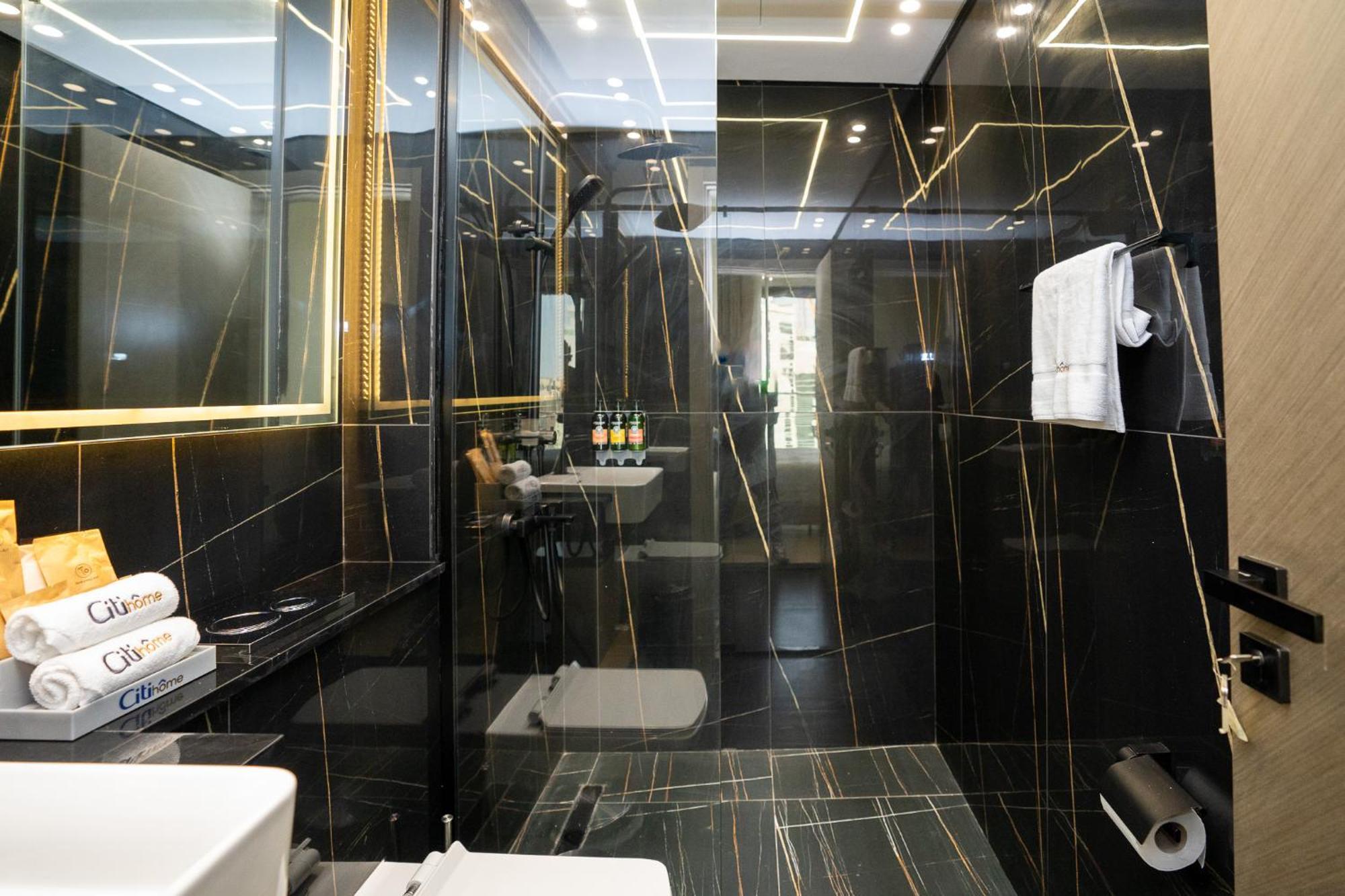 Citihome Sleek And Stylish Brand New 1br Dubai