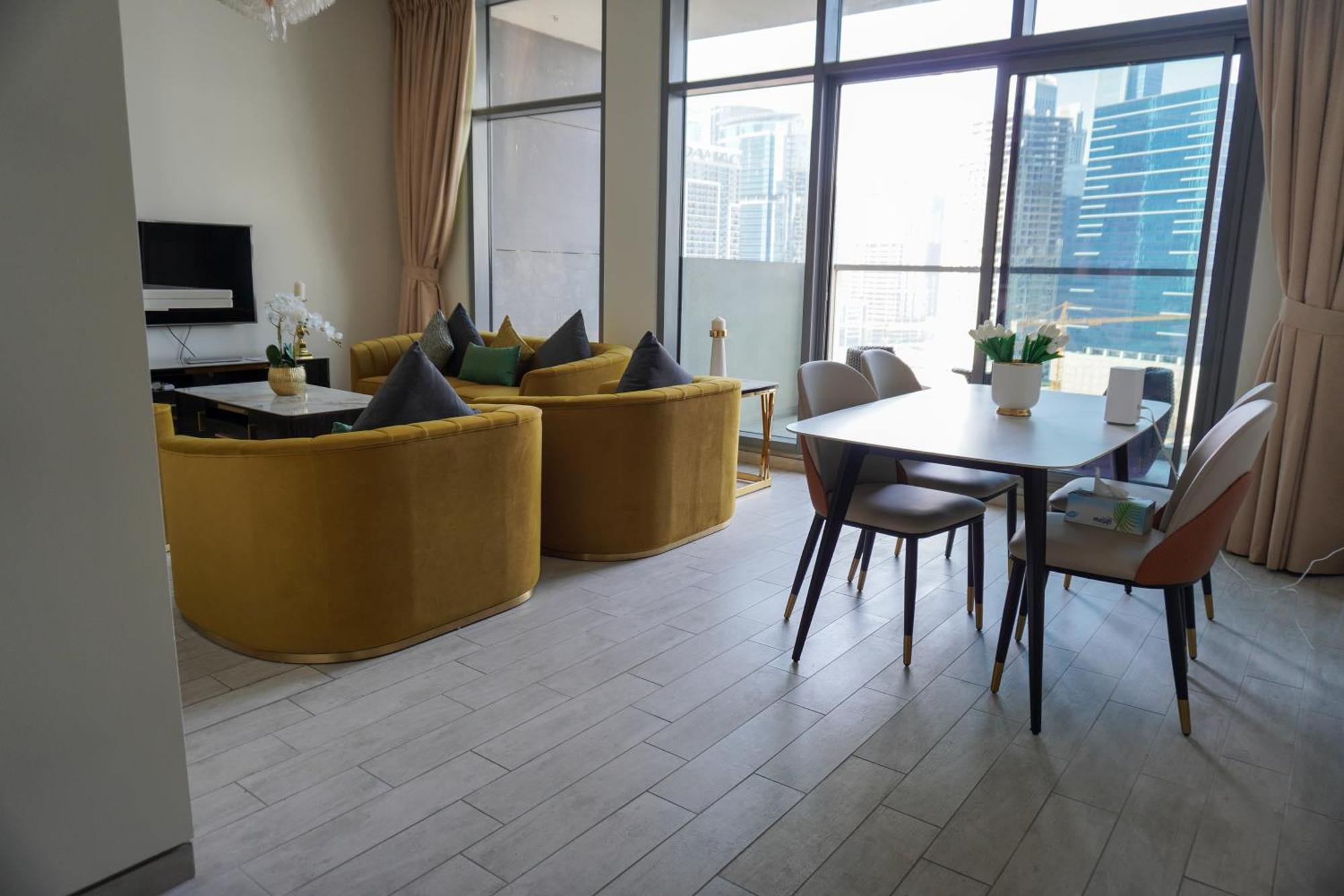 2-bedroom Unit - Business Bay * Dubaï