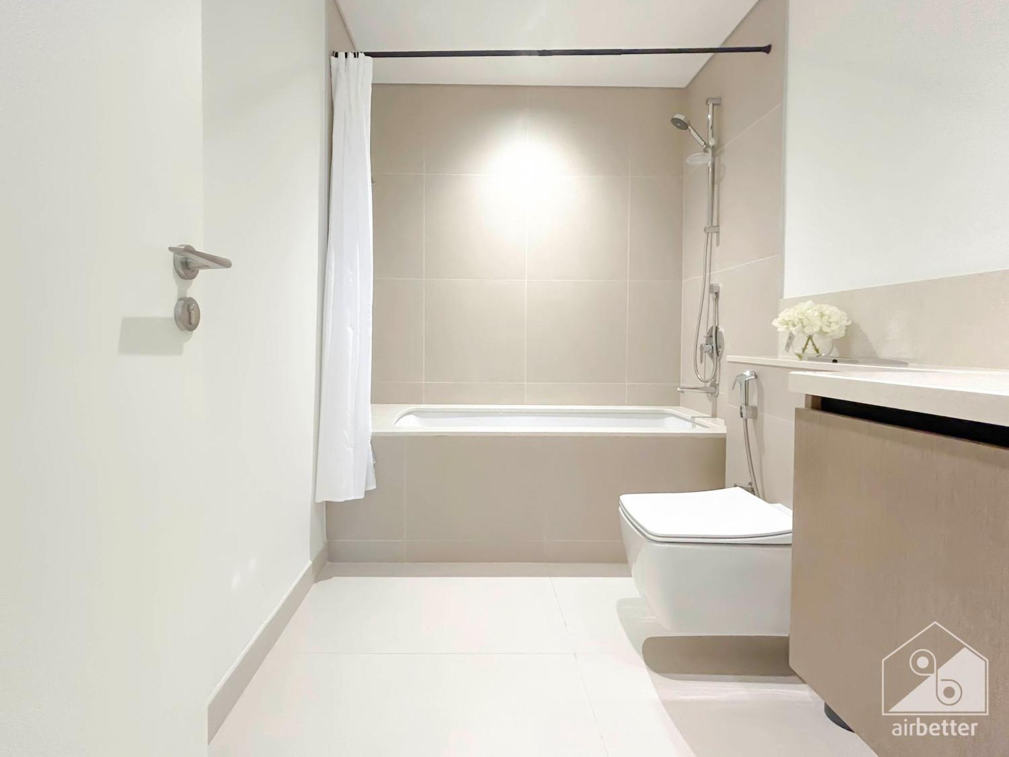 Luxury Burj Crown 4bedroom Balcony & Downtown View Dubái