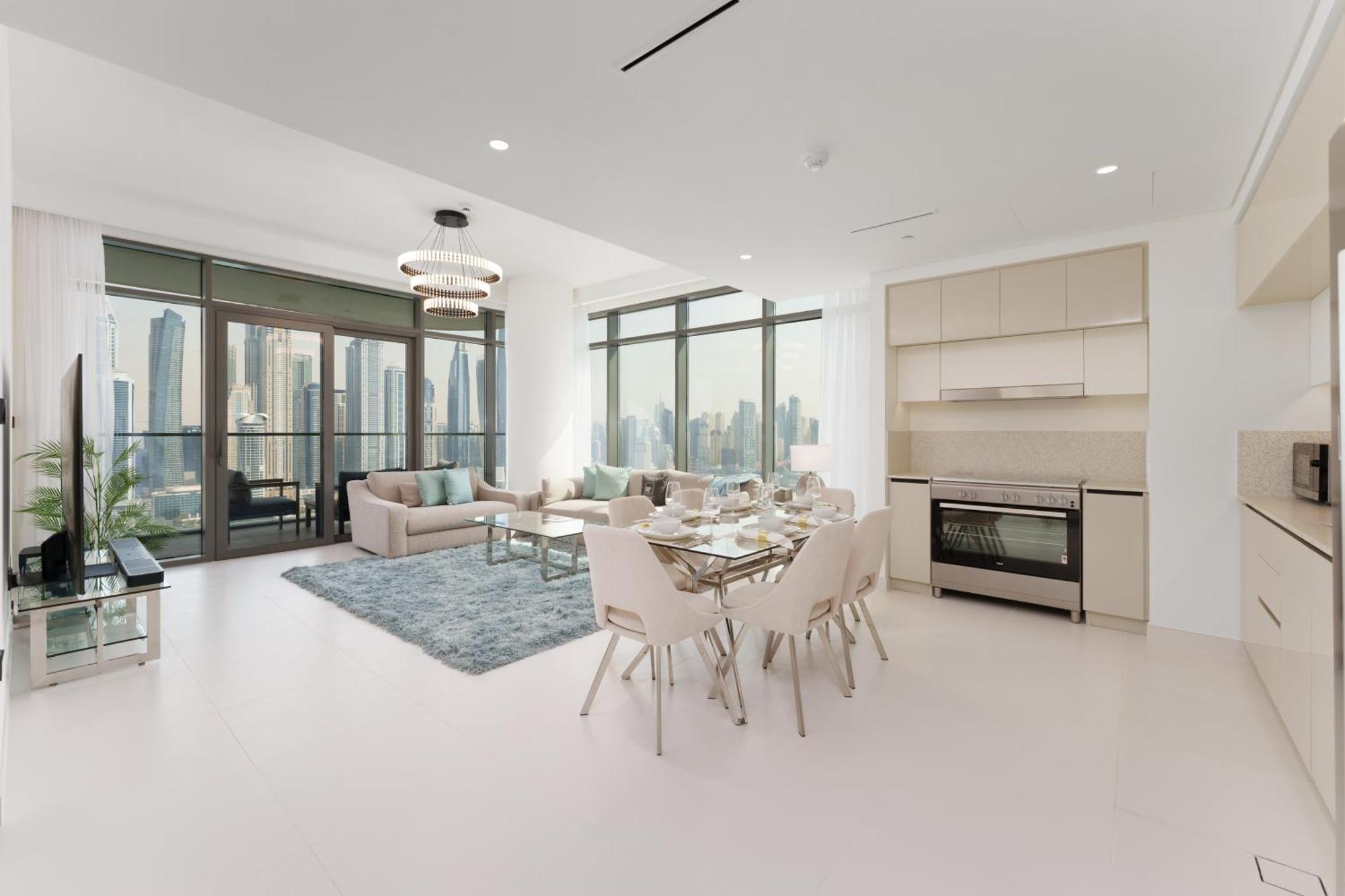 Maison Privee - Exclusive W/ Unmatched Marina Vistas *