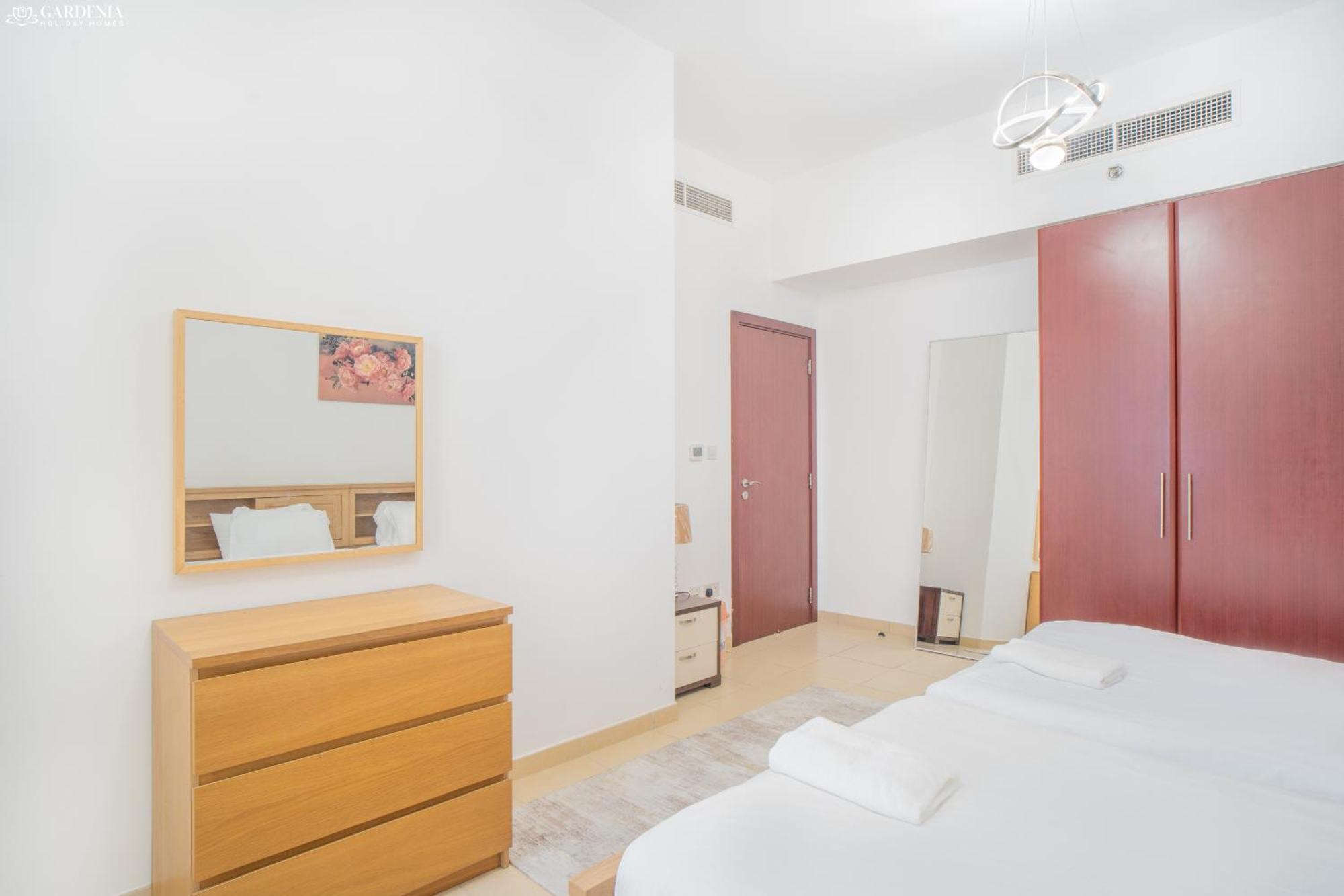 Jbr The Walk - Shams 2, Spacious Accommodate 7 Adults With 5m Walk To The By Gardenia Dubai