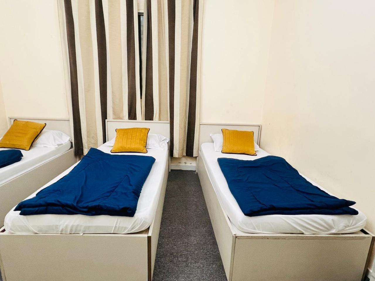 Auberge de jeunesse Short Term Tourist Place Dubaï