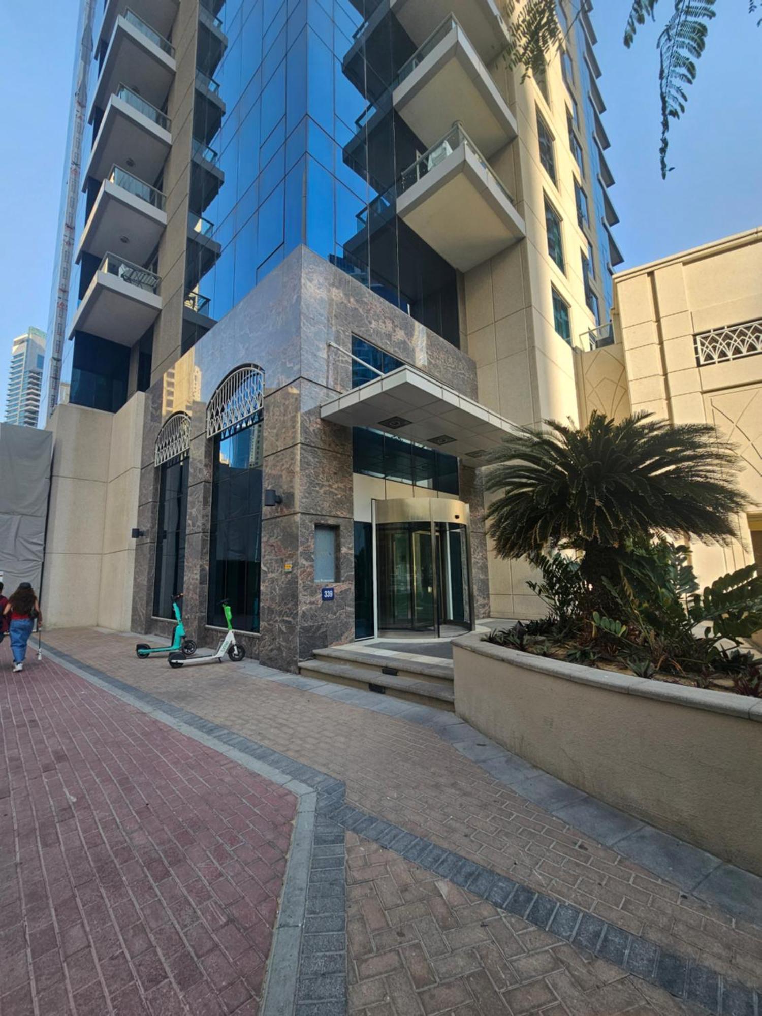 Apartamento Luxurious Large 2br With Marina And Sea Views Dubai