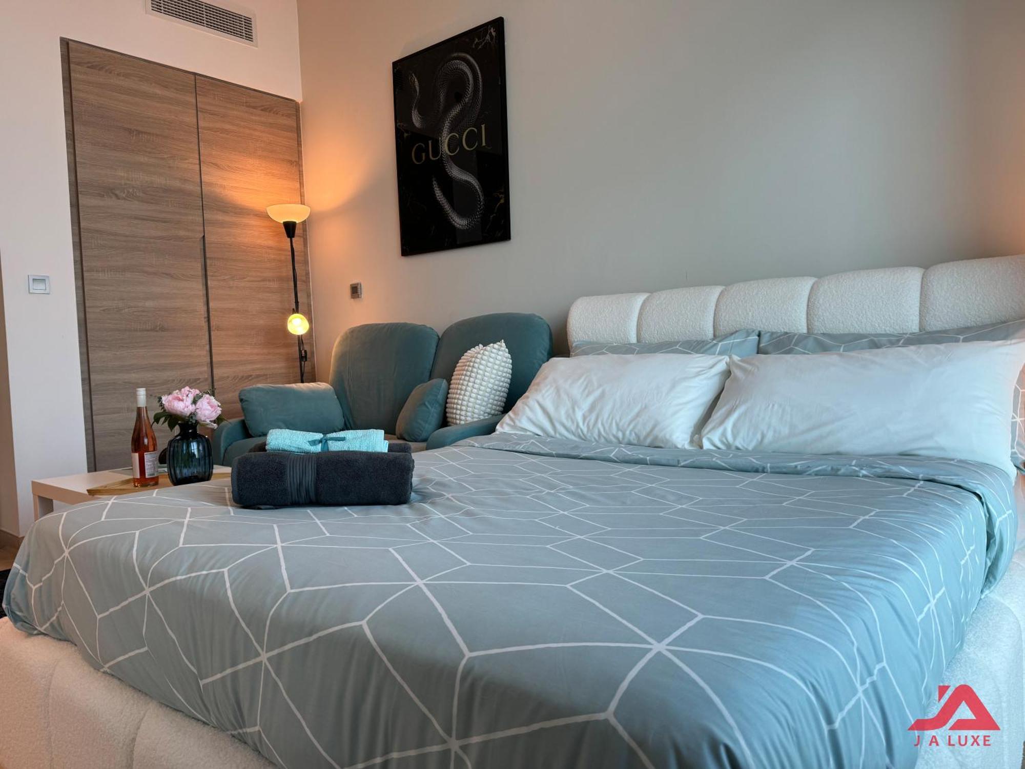 Warm Cozy Partial Sea View In Marina With Modern Gym & Pool, Steps To Jbr Beach, Marina Walk & Metro Apartament *