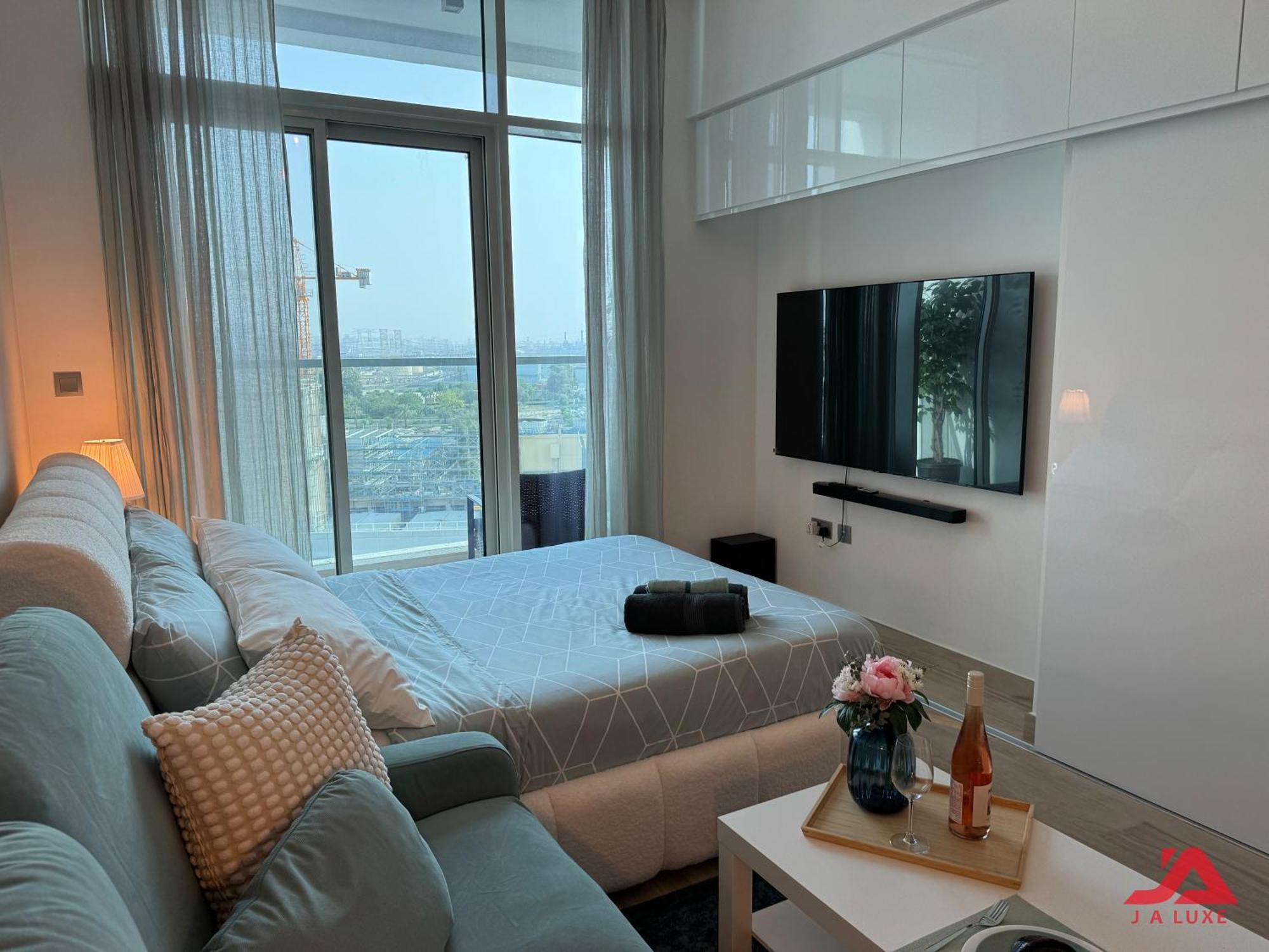 Apartament Warm Cozy Partial Sea View In Marina With Modern Gym & Pool, Steps To Jbr Beach, Marina Walk & Metro *