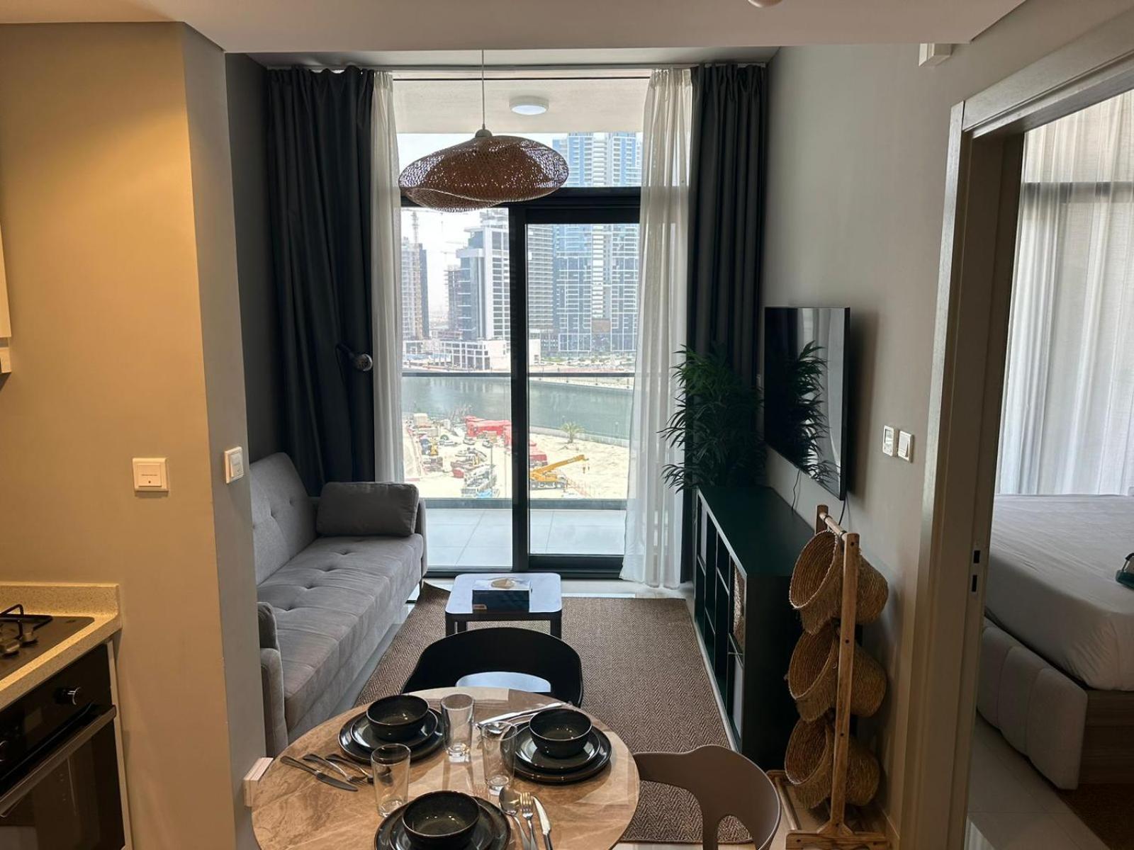 1br In Zada Tower Business Bay - Close To Metro Dubai