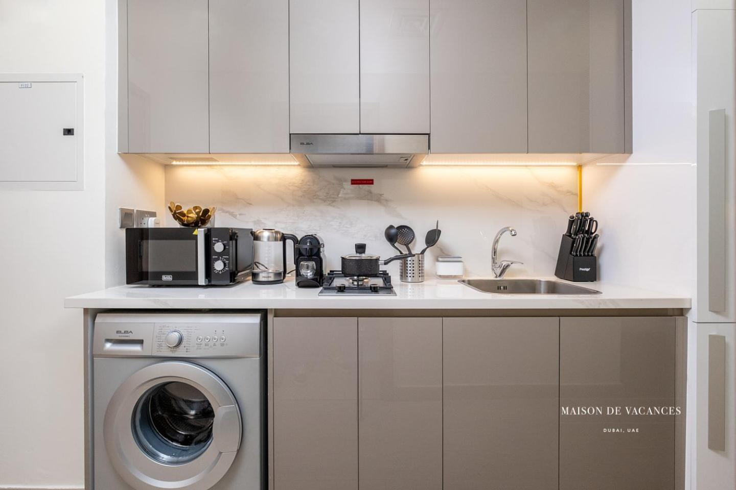10mins From Mall With A Large Balcony Dubai