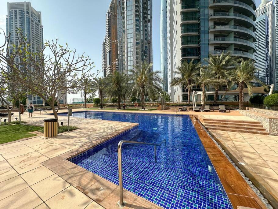 First Class 3br Expansive Luxury Haven Appartement *