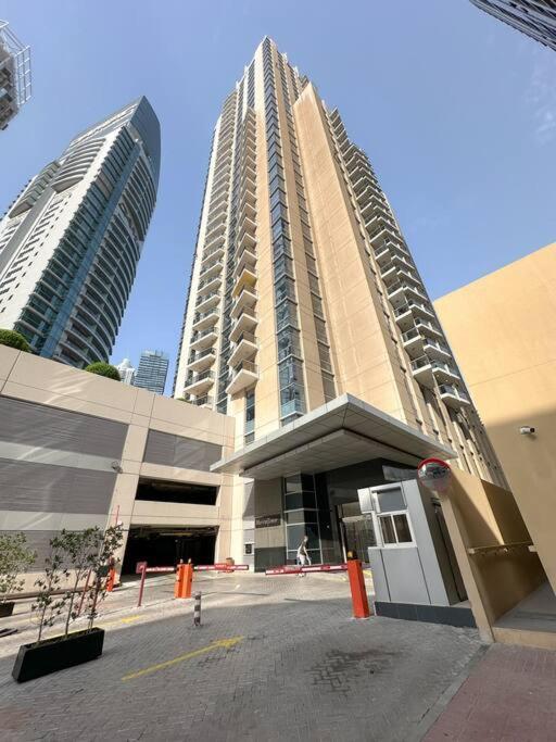 First Class 3br Expansive Luxury Haven Appartement Dubaï