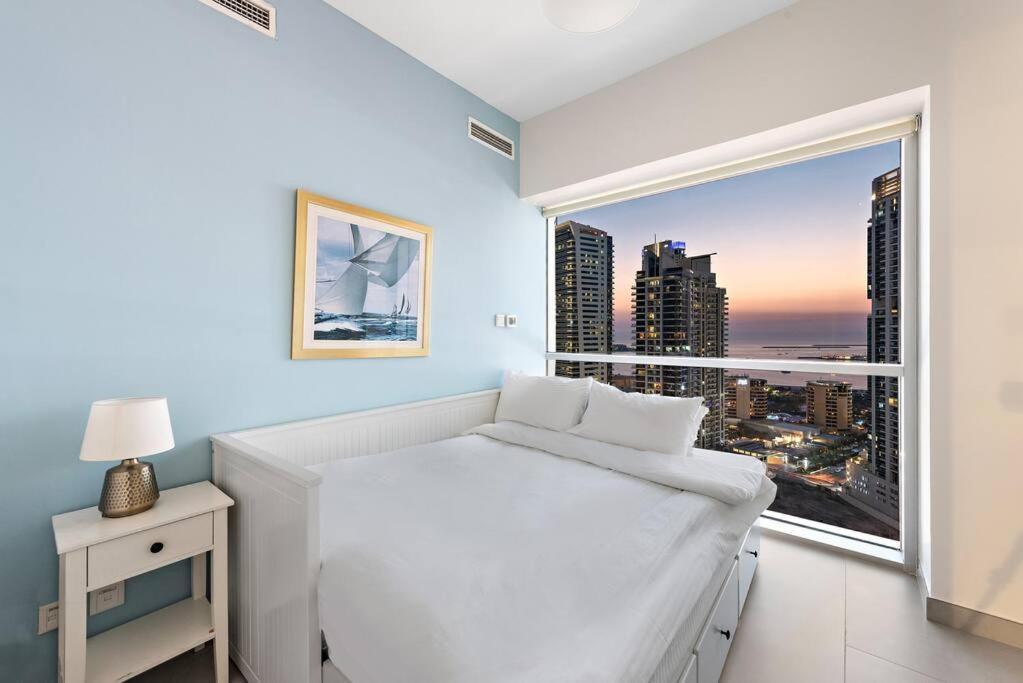 First Class 3br Expansive Luxury Haven Appartement *