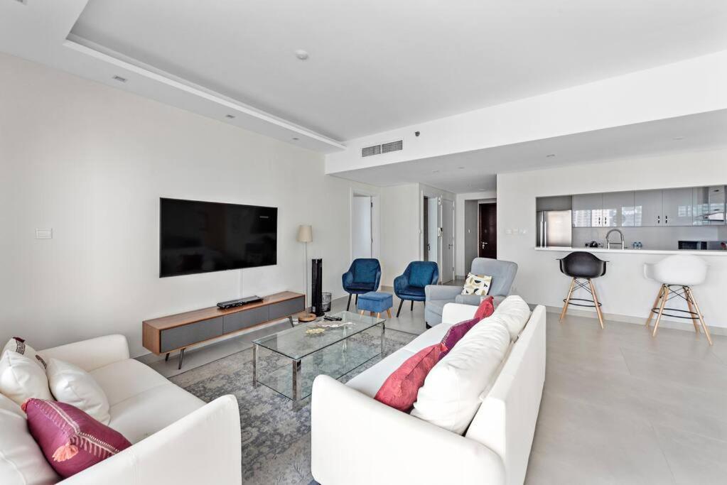 First Class 3br Expansive Luxury Haven Appartement