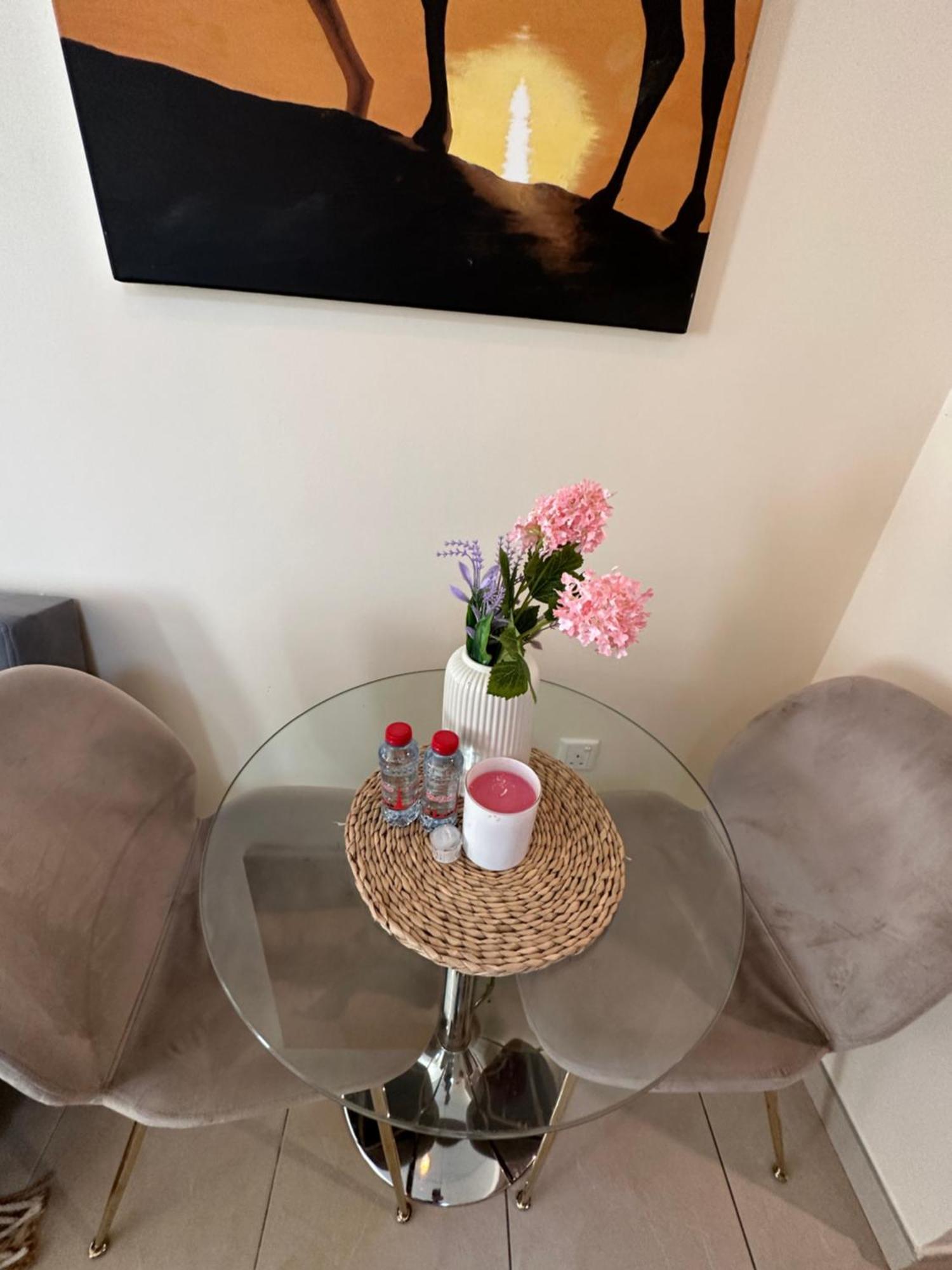 Serviced Near Burj Khalifa Appartement Dubaï