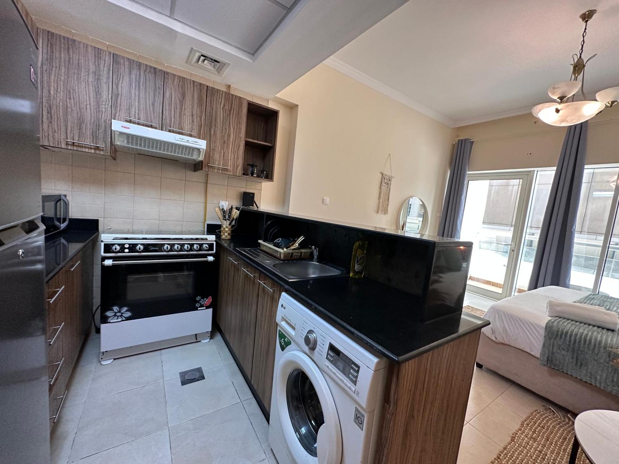 Serviced Near Burj Khalifa Appartement *