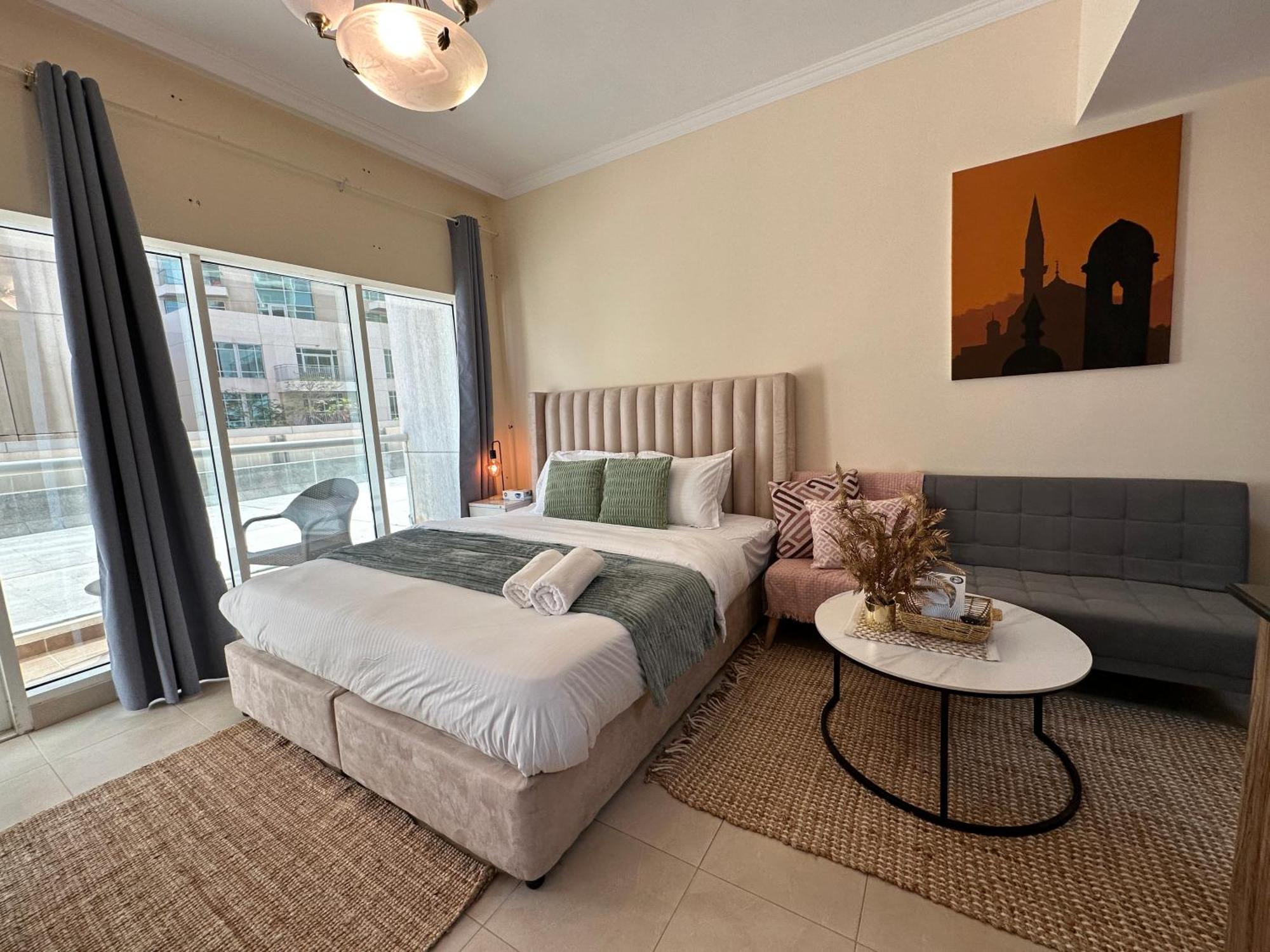 Serviced Near Burj Khalifa *