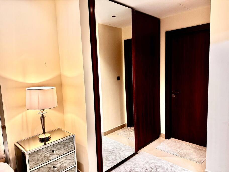 Marina Gate 1 Deluxe Appartement *