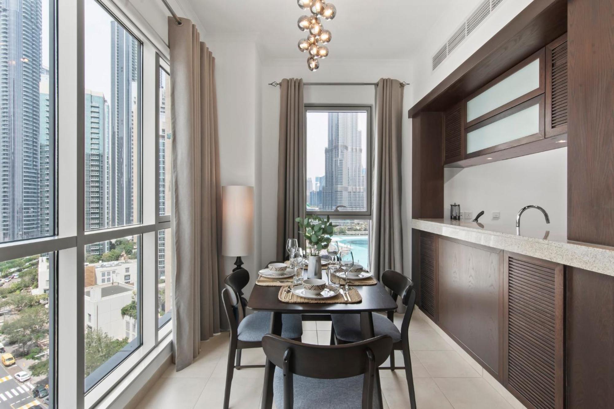 Stunning 1-bedroom With Full Burj Khalifa View - 5-min Walk To Mall * Dubaï