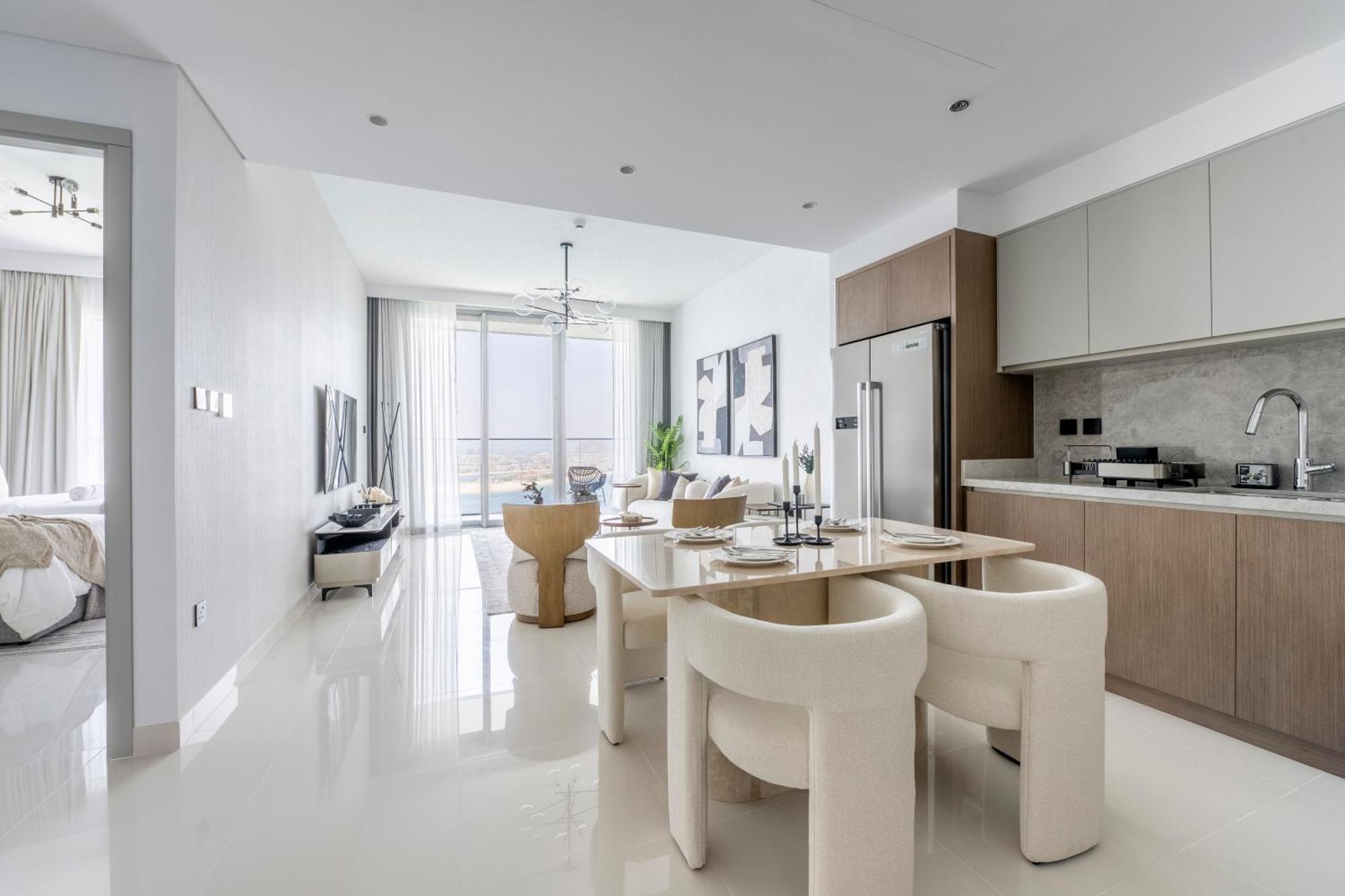 2br Beachfront Gem With Dazzling Views Of The Palm Lejlighed