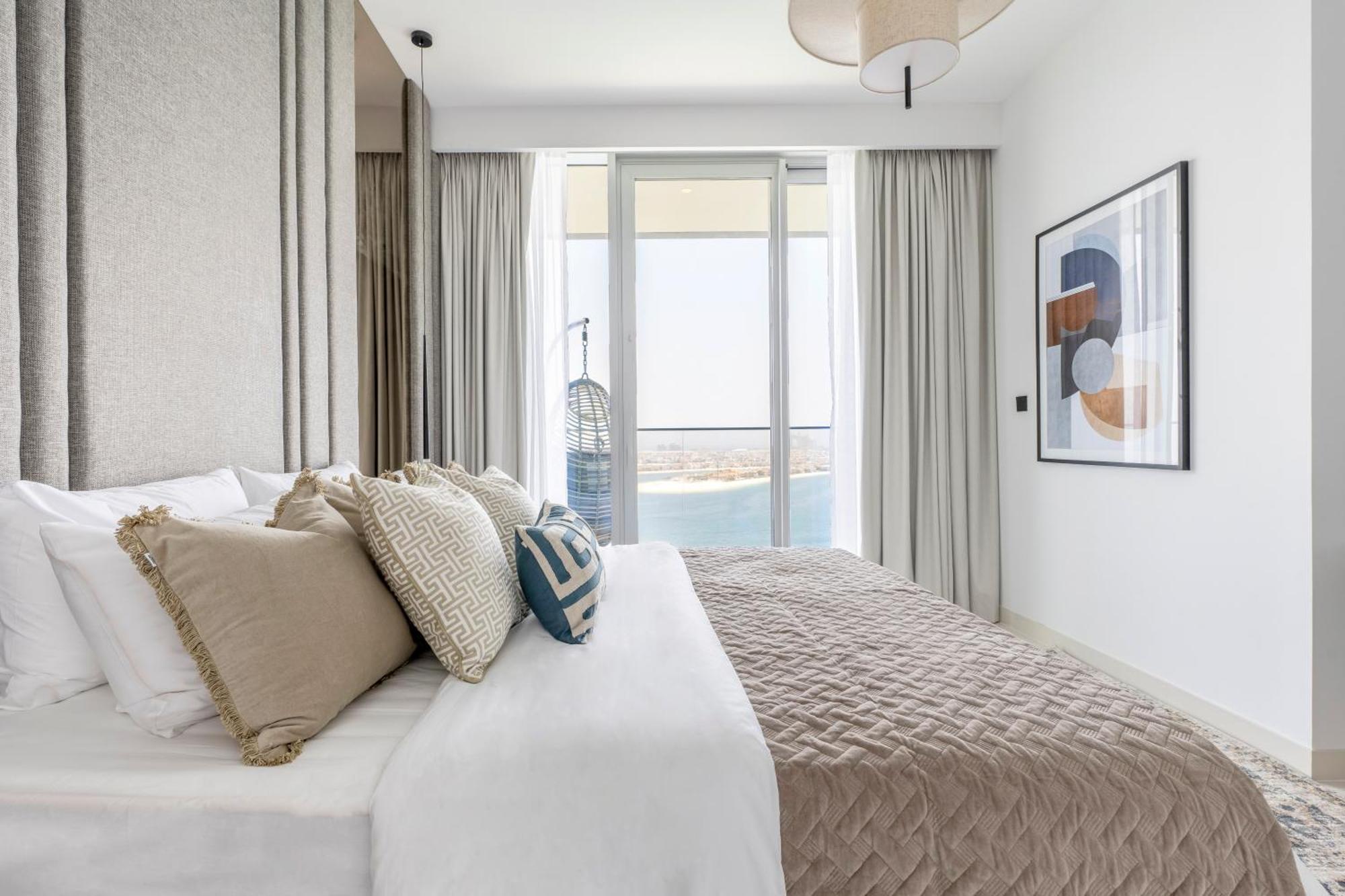 Lejlighed 2br Beachfront Gem With Dazzling Views Of The Palm Dubai