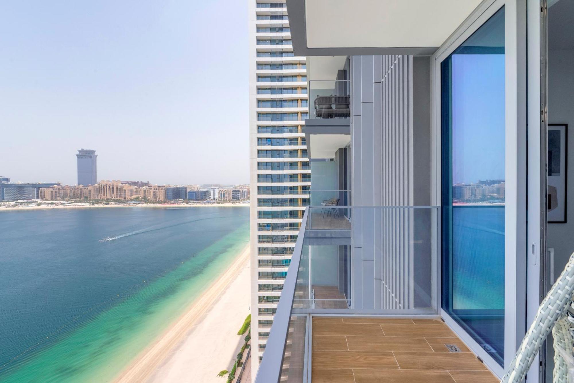 2br Beachfront Gem With Dazzling Views Of The Palm Lejlighed *