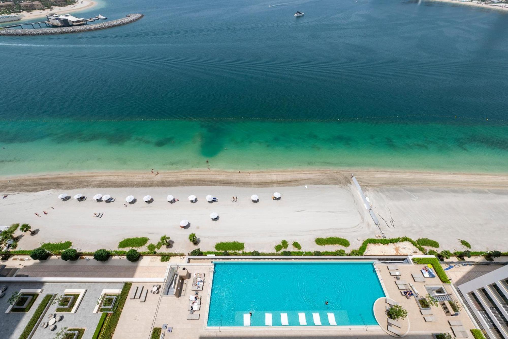 Lejlighed 2br Beachfront Gem With Dazzling Views Of The Palm Dubai