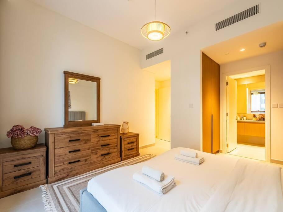 Apartamento Ravishing Retreat 2br Creek Luxury Abode Dubai