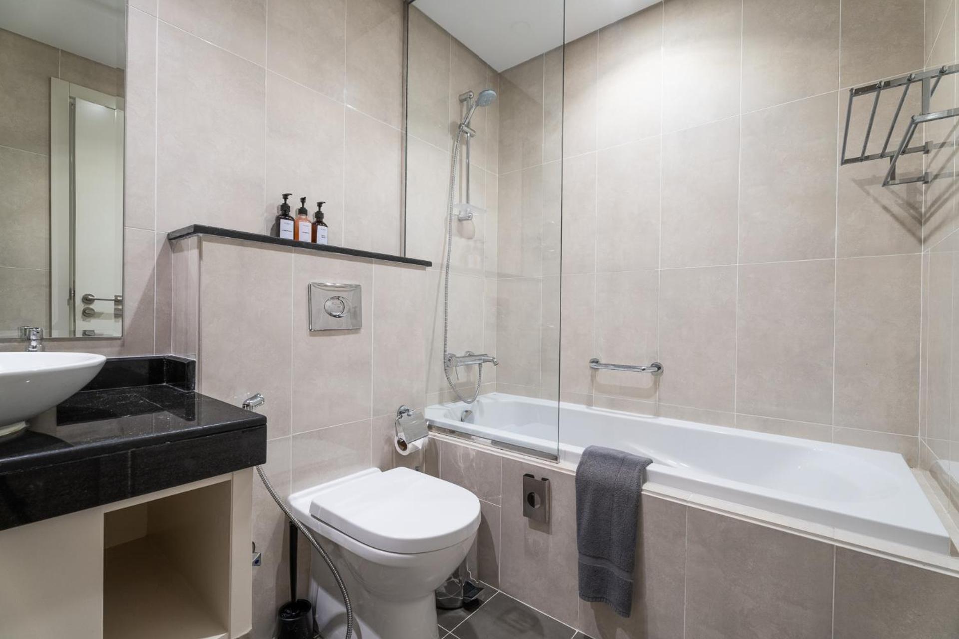 Nasma Luxury - Charming At Damac Hills Artesia Tower C * Dubaï