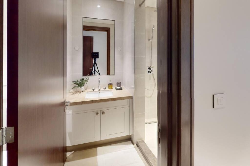 Opera Grand 3br With Fountain Views Dubaï