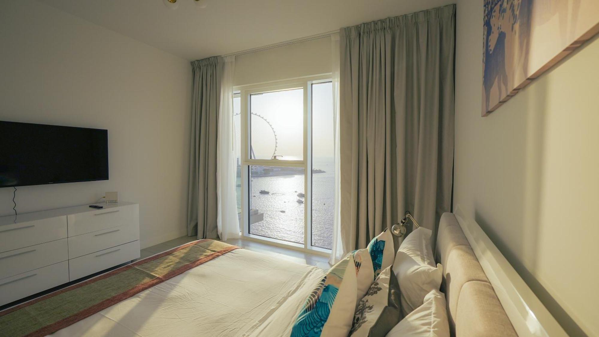 Spacious La Vie 3br With Private Access By Anw Dubaï