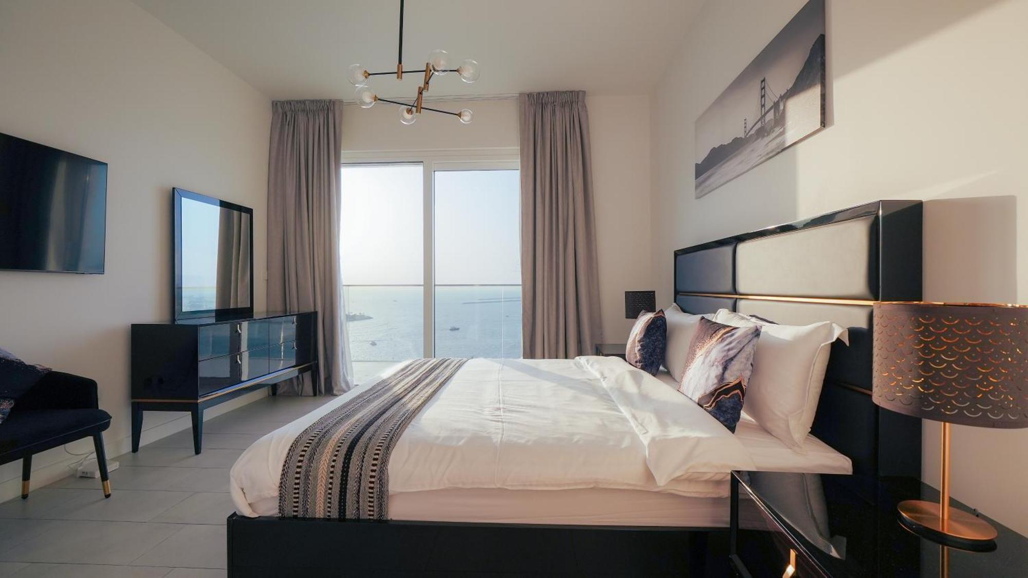 Appartement Spacious La Vie 3br With Private Access By Anw