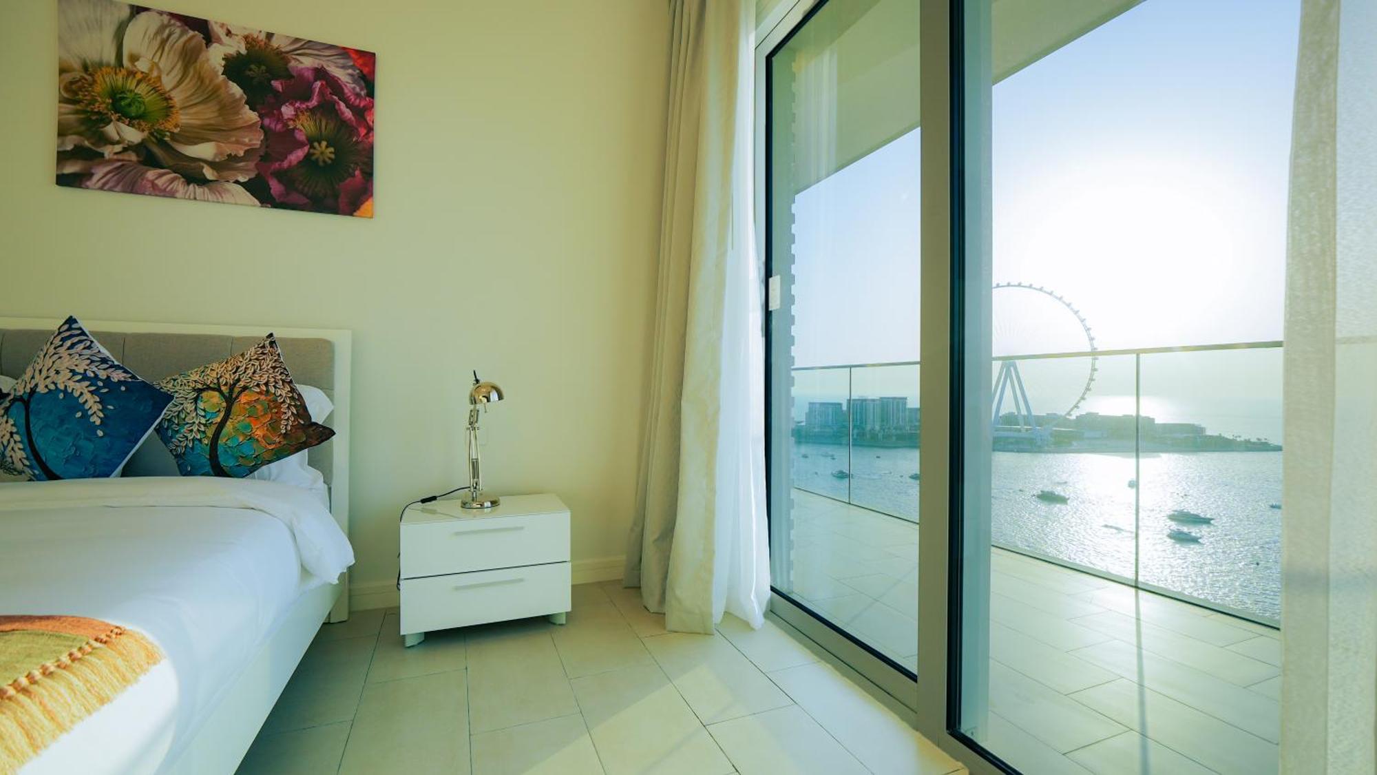 Appartement Spacious La Vie 3br With Private Access By Anw *