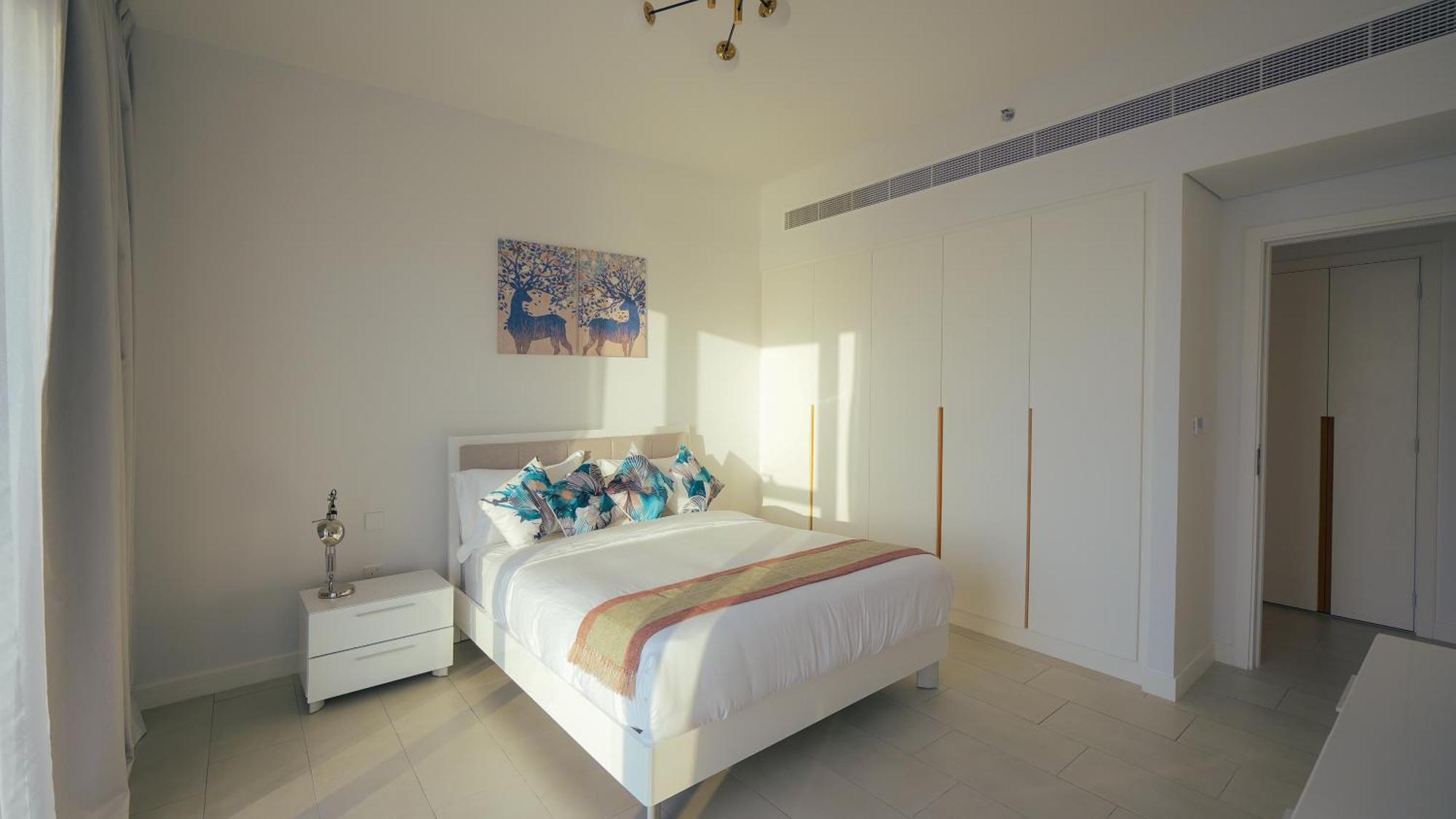 Appartement Spacious La Vie 3br With Private Access By Anw